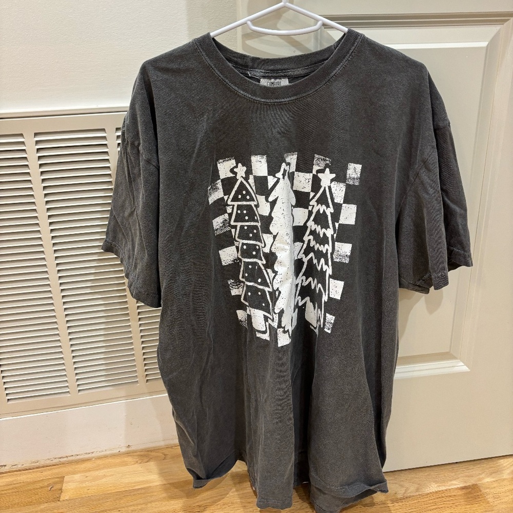 Gray Comfort Colors T-shirt Christmas Trees XL